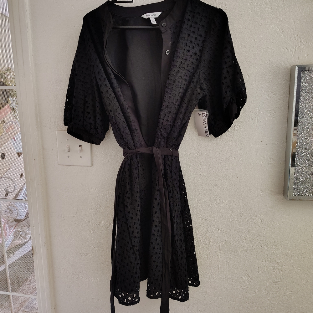 Women's Black Eyelet DRESS/ROBE SOPHISTICATED, UPSCALE, VINTAGE, FUN, EASY WEAR